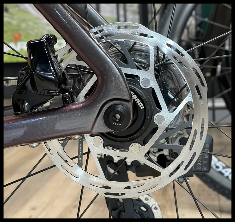 Giant Propel Advanced 1 Orion Nebula M-Large 2023 Approved Used-10