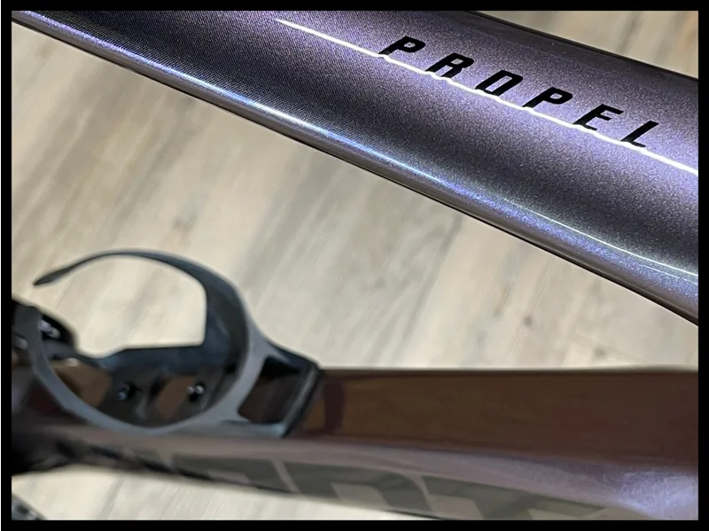 Giant Propel Advanced 1 Orion Nebula M-Large 2023 Approved Used-6