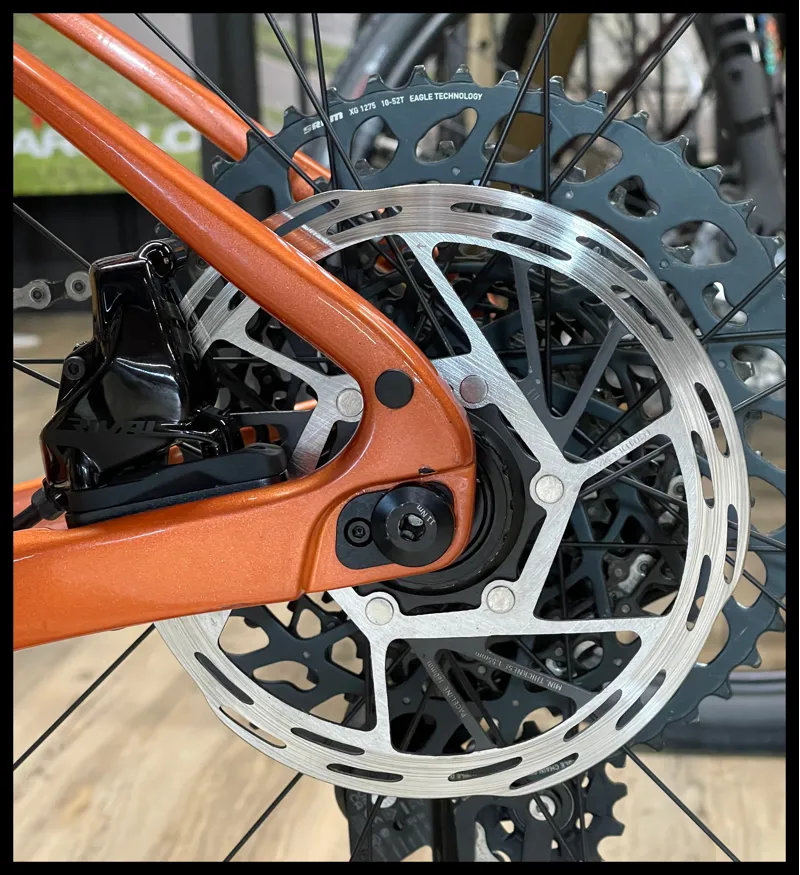 Giant Revolt X Advanced Pro 1 M-Large Copper Coin 2023 Approved Used-10