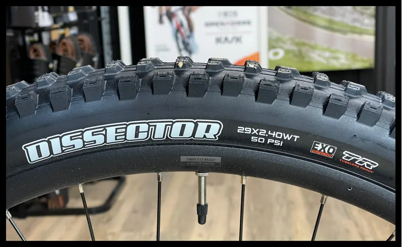 Giant Stance E+ 2 625 25km/H Electric Mountain Bike in Black Diamond-10