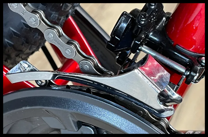 GT Aggressor Sport Small Red 2023-6