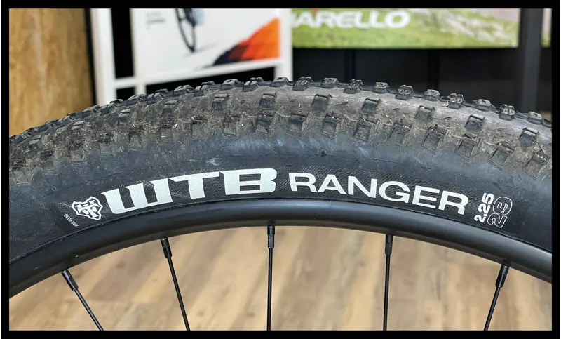 GT Avalanche Sport 29er Mens MTB Blue Medium 2023 Ex-Demo-10