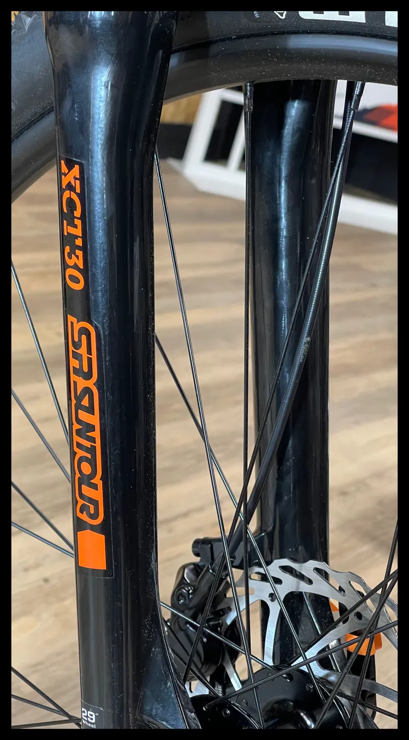 GT Avalanche Sport Mountain Bike Grey Large 2023-5