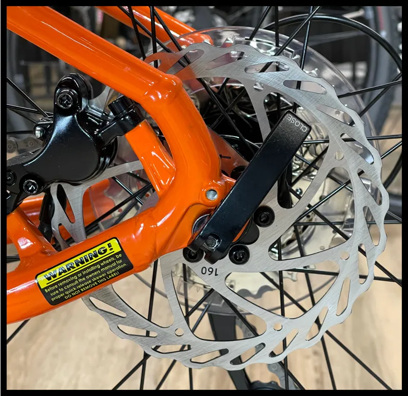 GT Avalanche Sport Mountain Bike Grey Large 2023-12