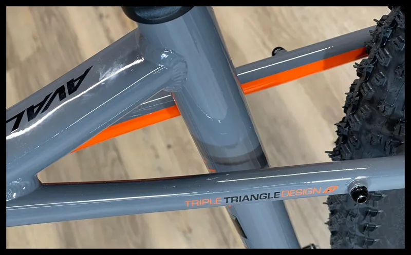 GT Avalanche Sport Mountain Bike Grey Large 2023-4