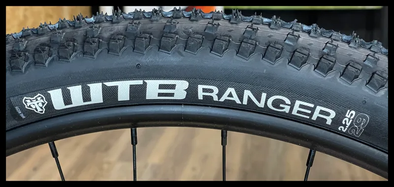 GT Avalanche Sport Mountain Bike Grey Large 2023-13