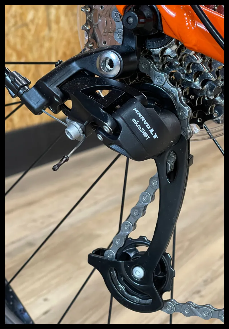 GT Avalanche Sport Mountain Bike Grey Large 2023-8