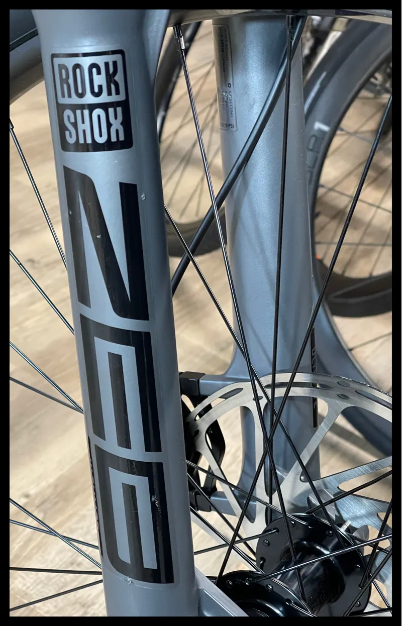 GT Force Crb Elite 29er Unisex TAN Medium 2023 Upgraded Ex-Demo-11