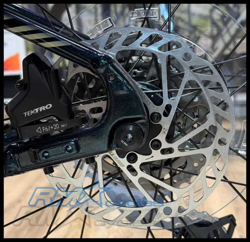 Liv Thrive 2 Small Starry Night 2023-7