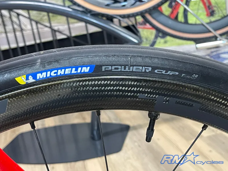 Pinarello F7 51.5 cm Ultegra Di2 Disc Red 2023-10
