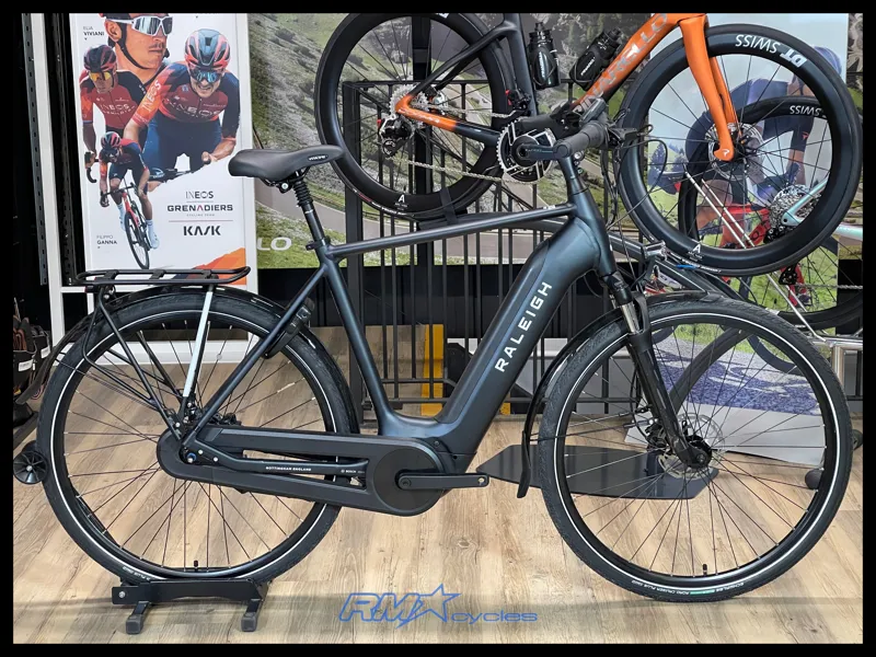 Raleigh Motus Grand Tour Crossbar Large Black 2023 Ex-Display