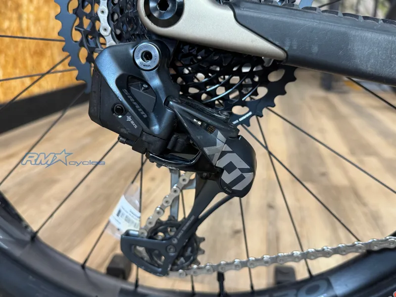 Santa Cruz 5010 CC MX X01 AXS Large Nikel 2023 Ex-Demo-7