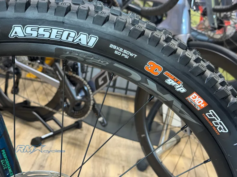 Santa Cruz Megatower 2 C 29 GX AXS 2023-10