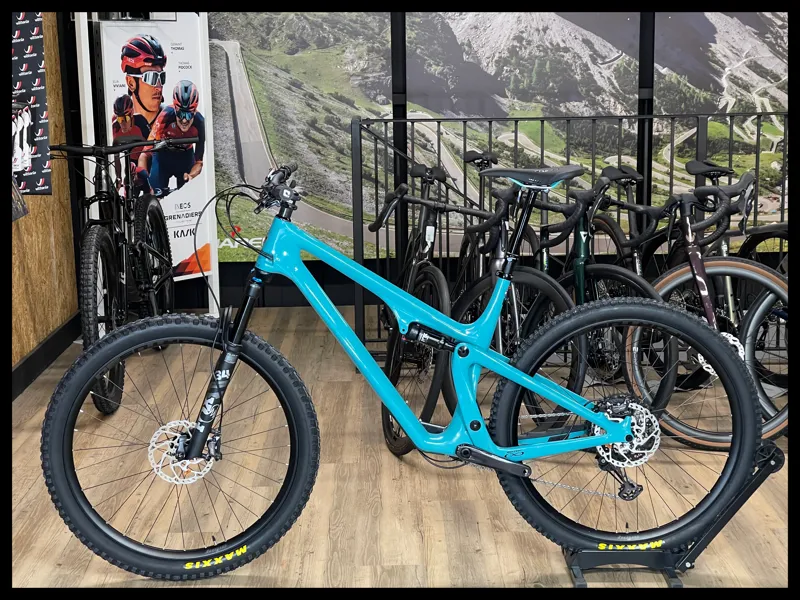 Yeti SB115 / Fox 34 Performance / Shimano XT XL Turquoise 2023-1