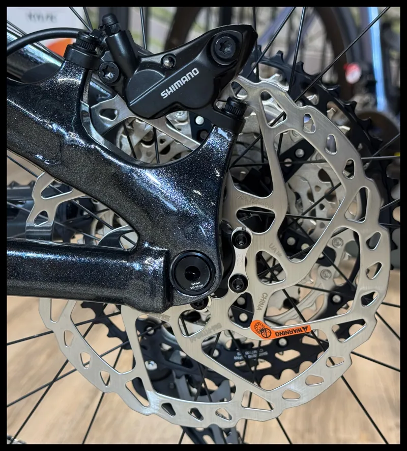 Liv Intrigue X 1 Small Black Diamond 2024-10