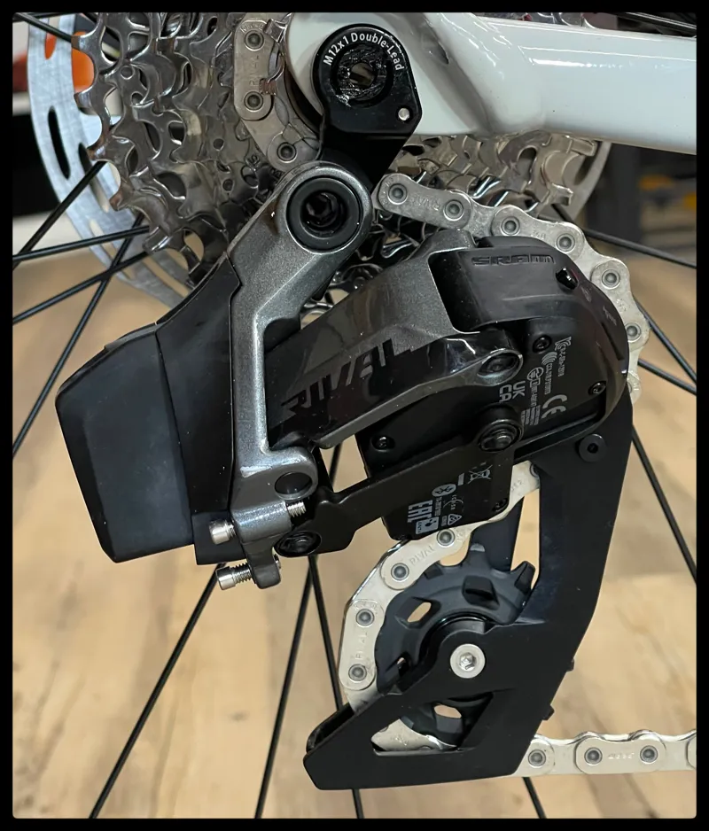 Cannondale Caad13 Rival AXS Disc Road Bike 54 cm Chalk 2024-3