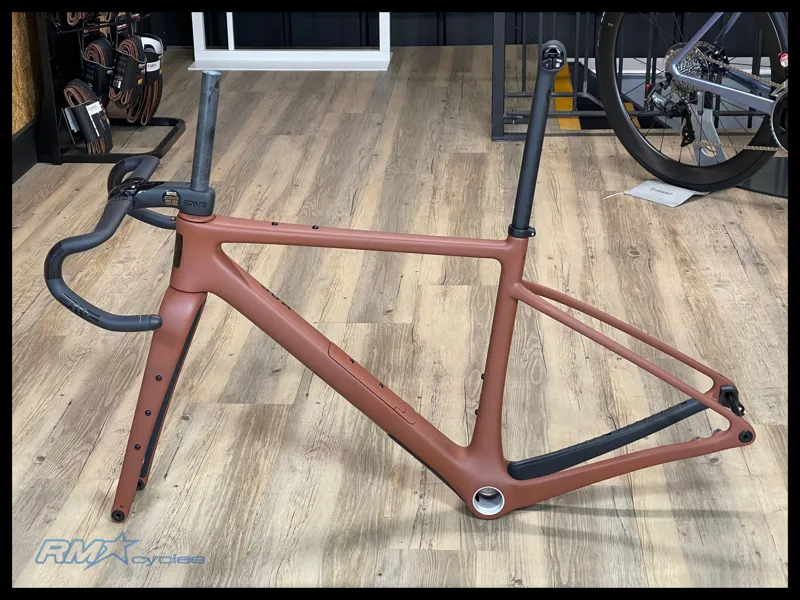 Enve - Mog Frameset- Terracotta 52 cm 2024-1