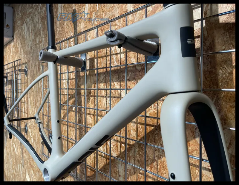 Enve Mog Frame Set Sand 60cm - Sand