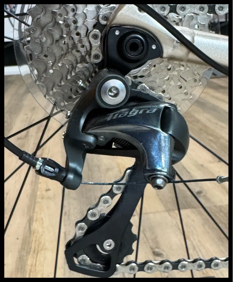 Giant Contend AR 2 Medium  Sandshell 2024-4