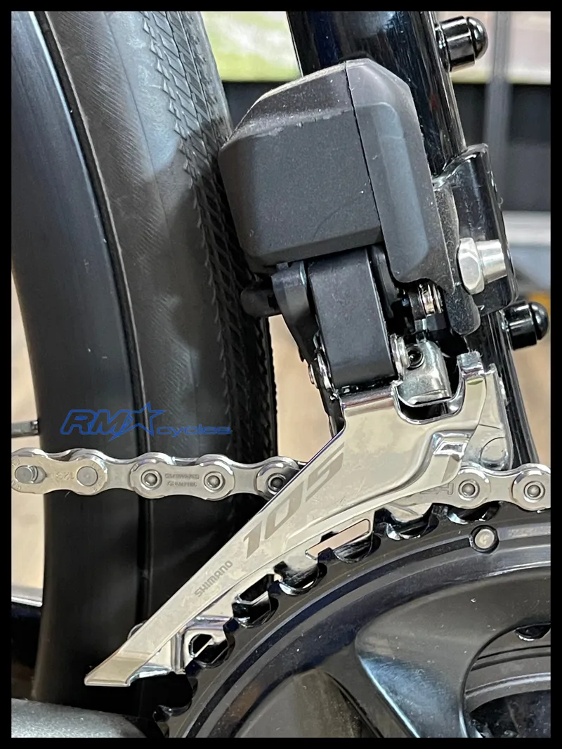 Giant Defy Advanced 1 Large Carbon/Space Gray 2024 Ex-Display-5