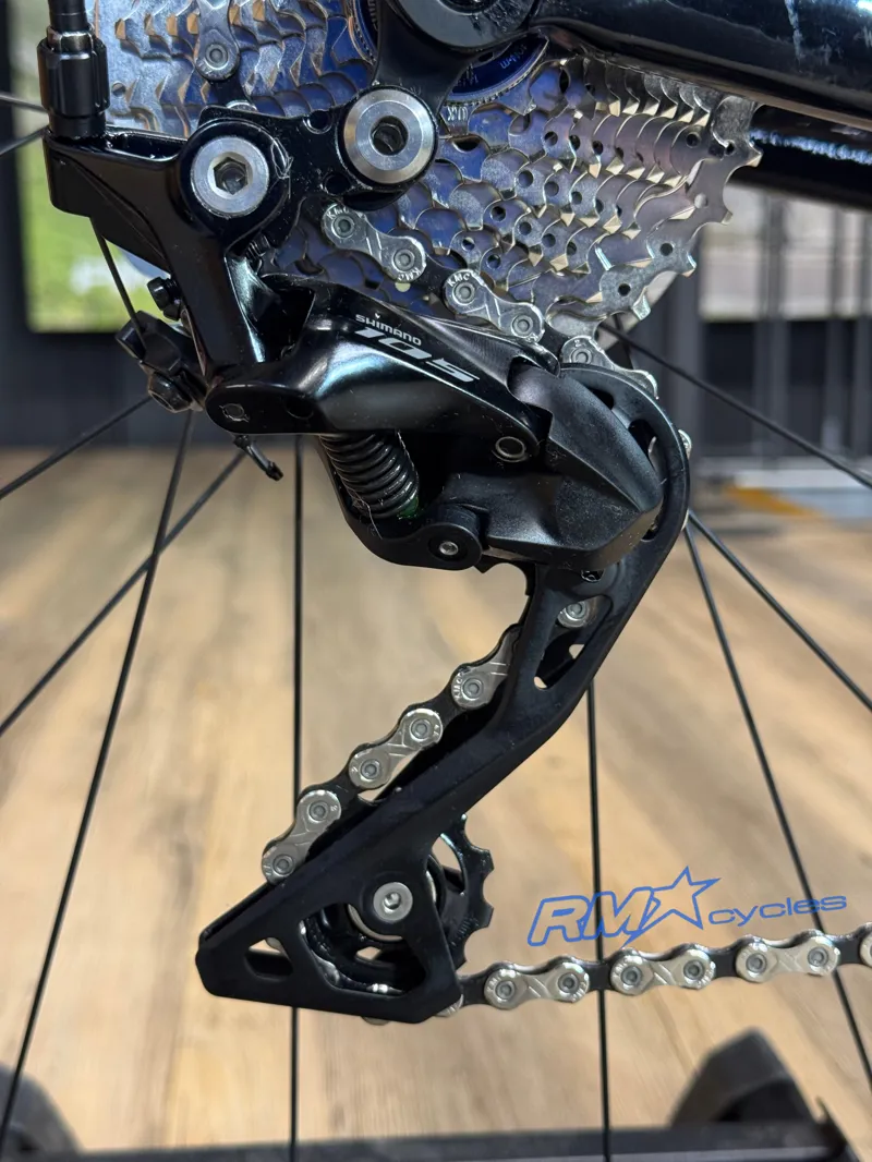 Giant FastRoad Advanced 1 Flat Bar Road Bike Black ML Ex-display-5