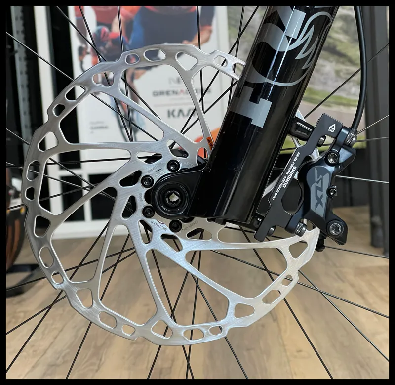 Giant Reign Advanced 1 Medium Digital Blurple 2024-11