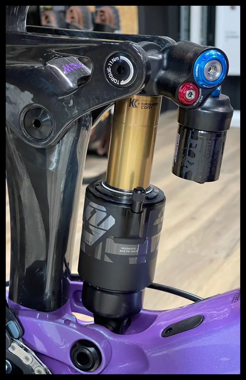 Giant Reign Advanced 1 Medium Digital Blurple 2024-6