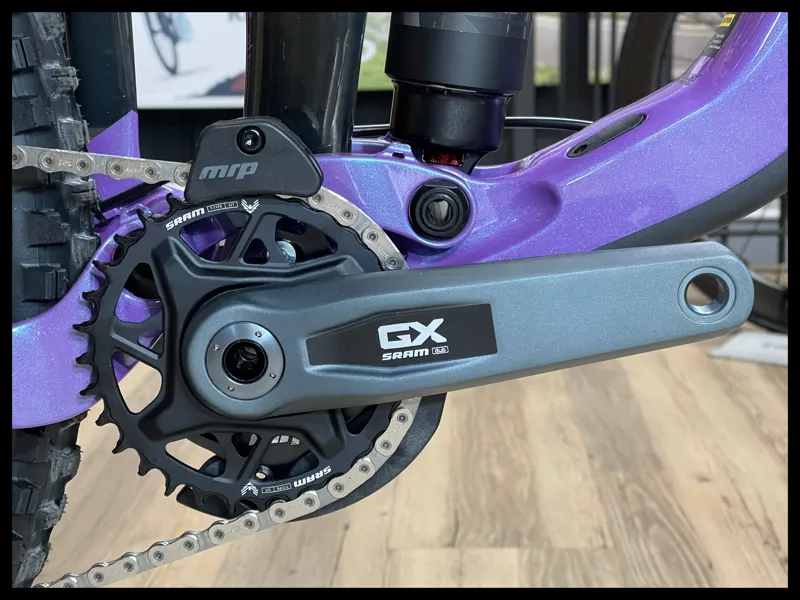 Giant Reign Advanced 1 Medium Digital Blurple 2024-7