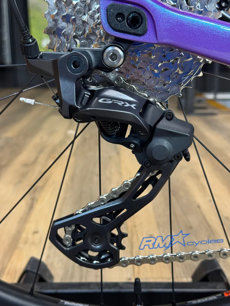 Giant Revolt Advanced Pro 0 ML Digital Blurple Gravel Bike-5
