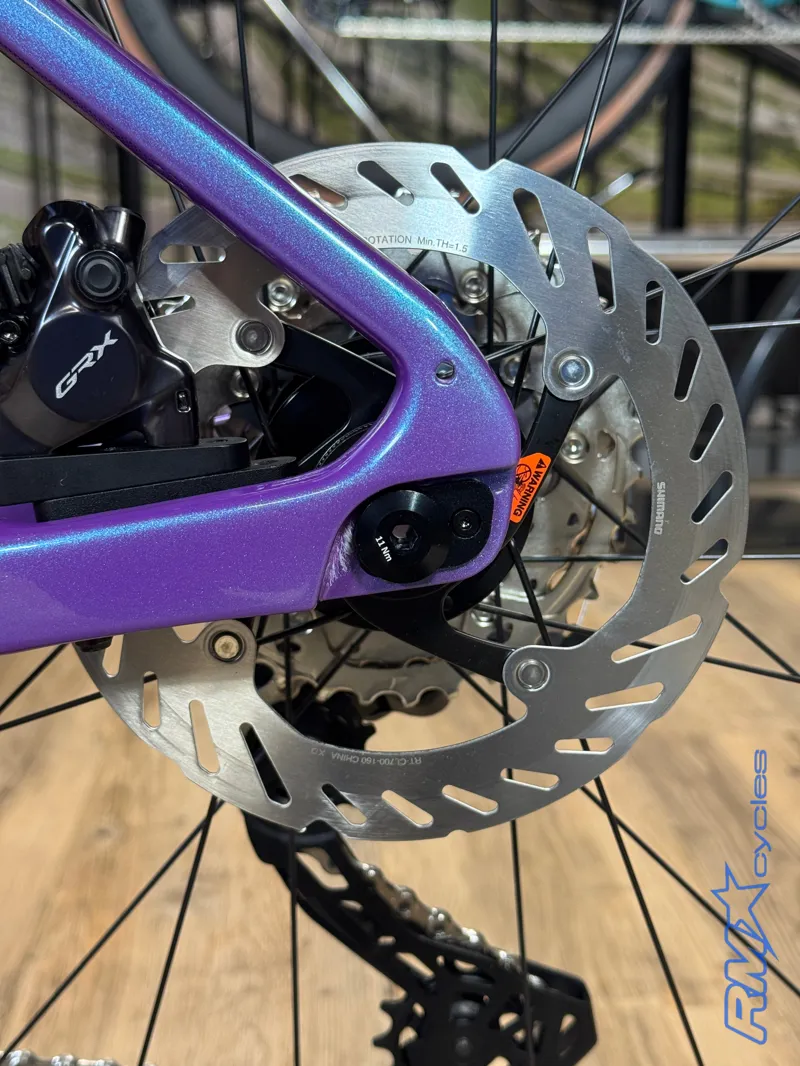 Giant Revolt Advanced Pro 0 ML Digital Blurple Gravel Bike-9