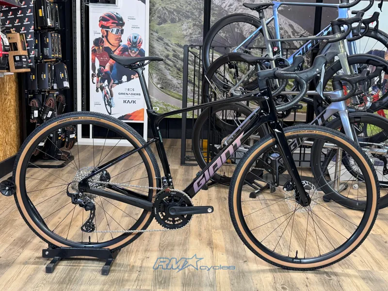 Gaint Revolt Advanced 2 Carbon