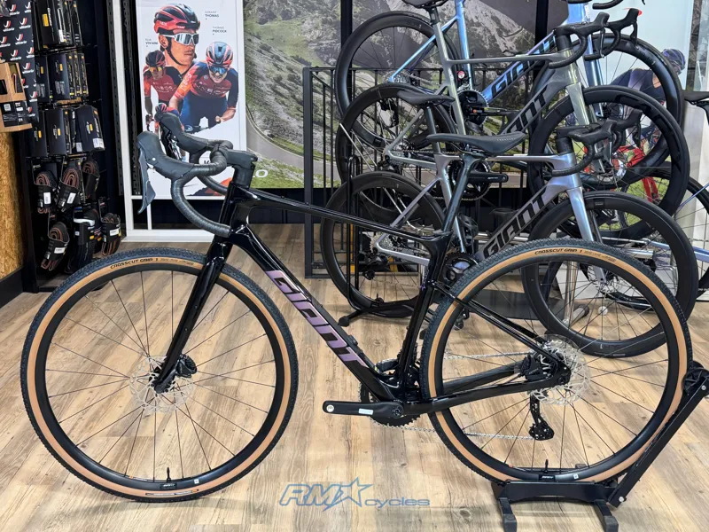 Gaint Revolt Advanced 2 Carbon-1