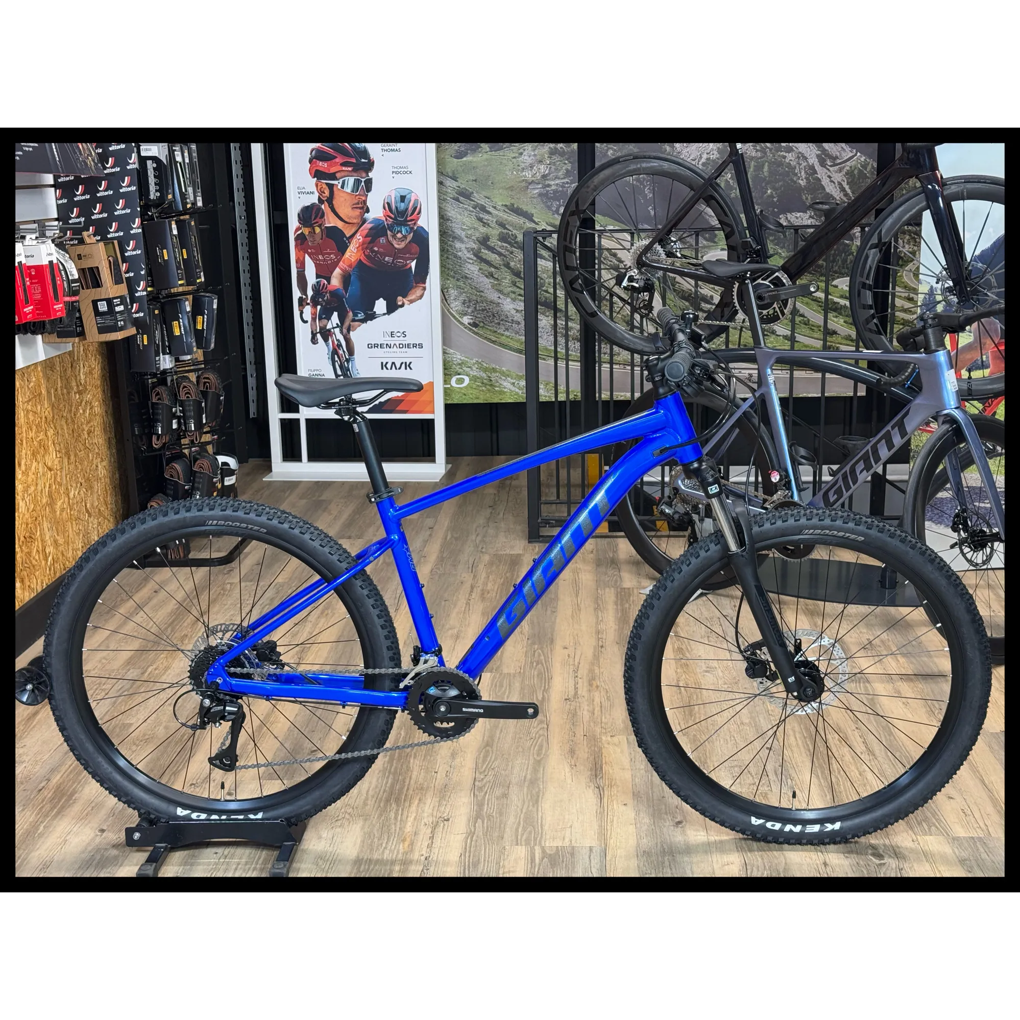 2024 Giant Talon 3 27.5 Mens Alloy MTB in Blue 2024 Giant Talon 3 27.5 Mens Alloy MTB in Blue