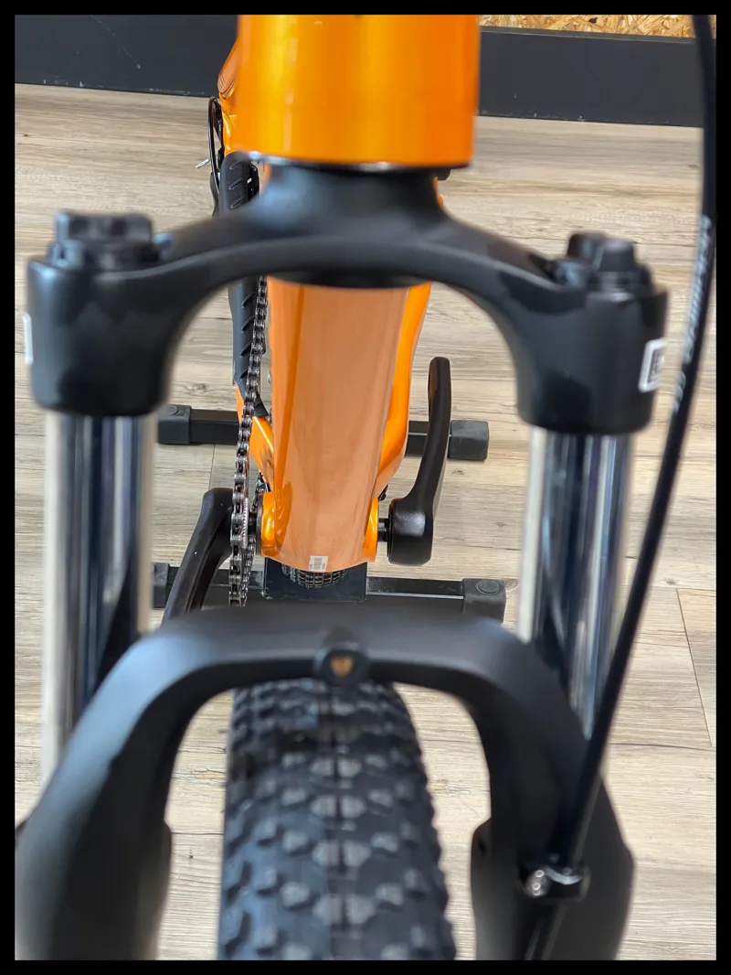 Giant Talon 4 29 Mountain Bike In Radiant Orange-2