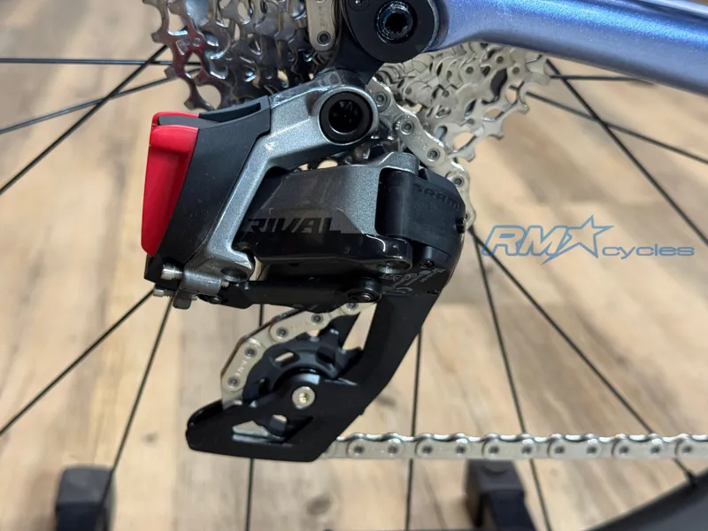 Giant TCR Advanced 0 AXS Large Frost Silver 2024-4