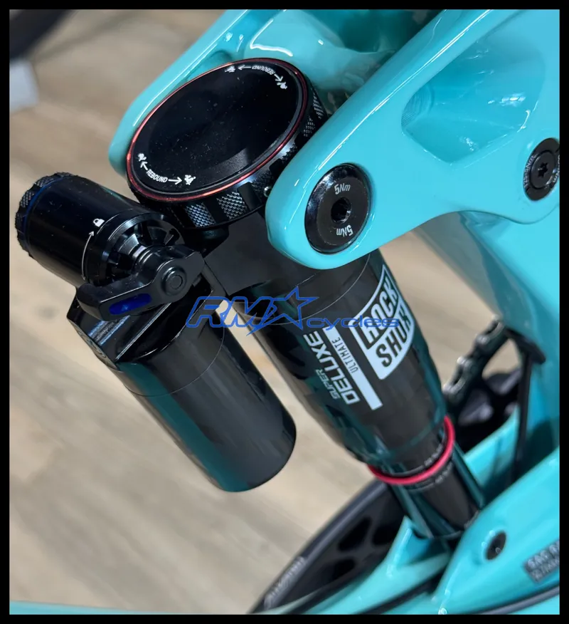 GT Sensor Carbon Pro LE Sea Green 2024-3