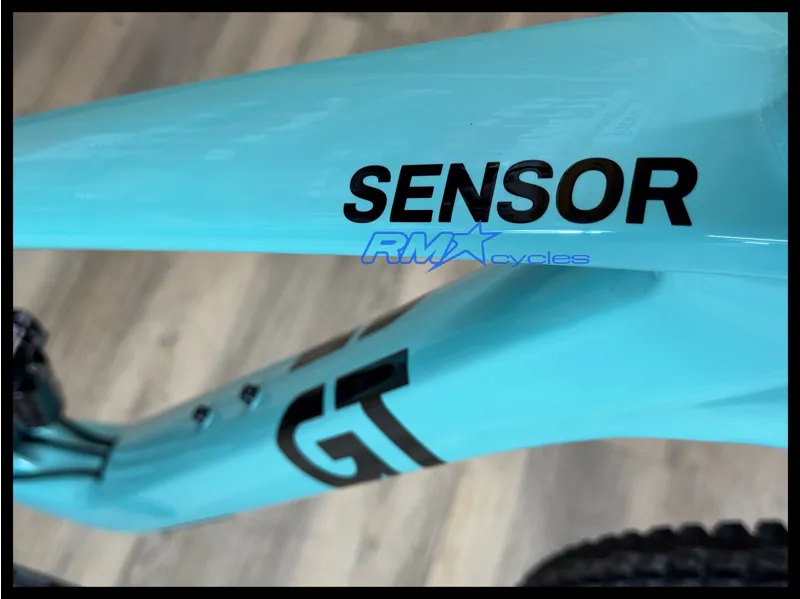 GT Sensor Carbon Pro LE Sea Green 2024-2