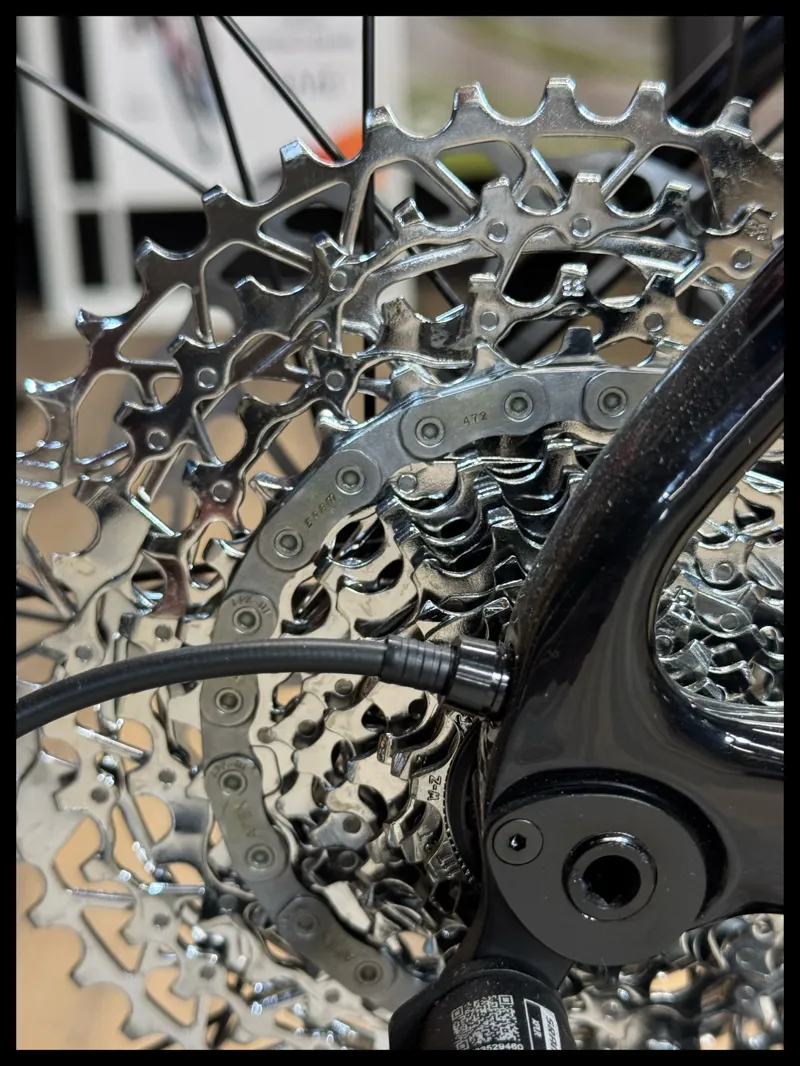 Liv Brava Advanced Pro 2 Small Digital Blurple 2024-3