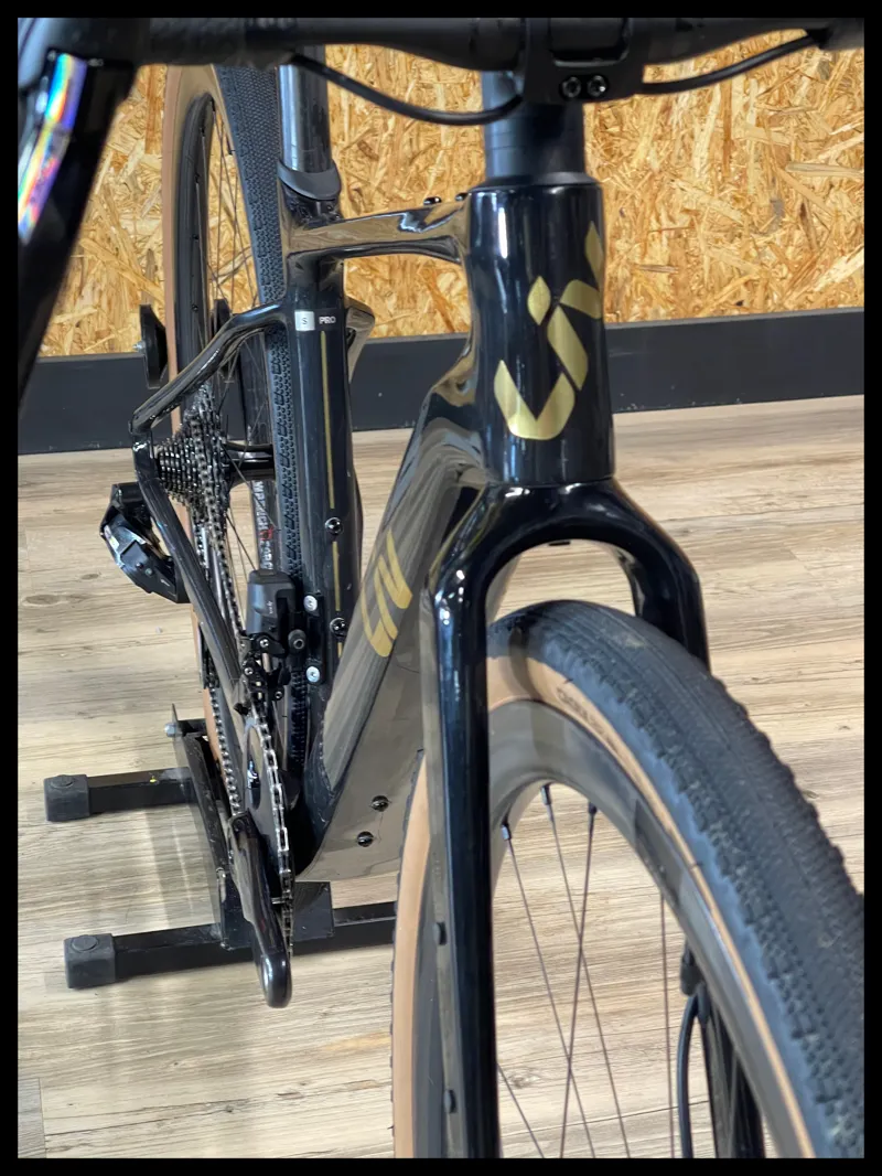 Liv DEVOTE ADVANCED PRO Carbon Gold Chrome Womens Gravel Small 2024-2