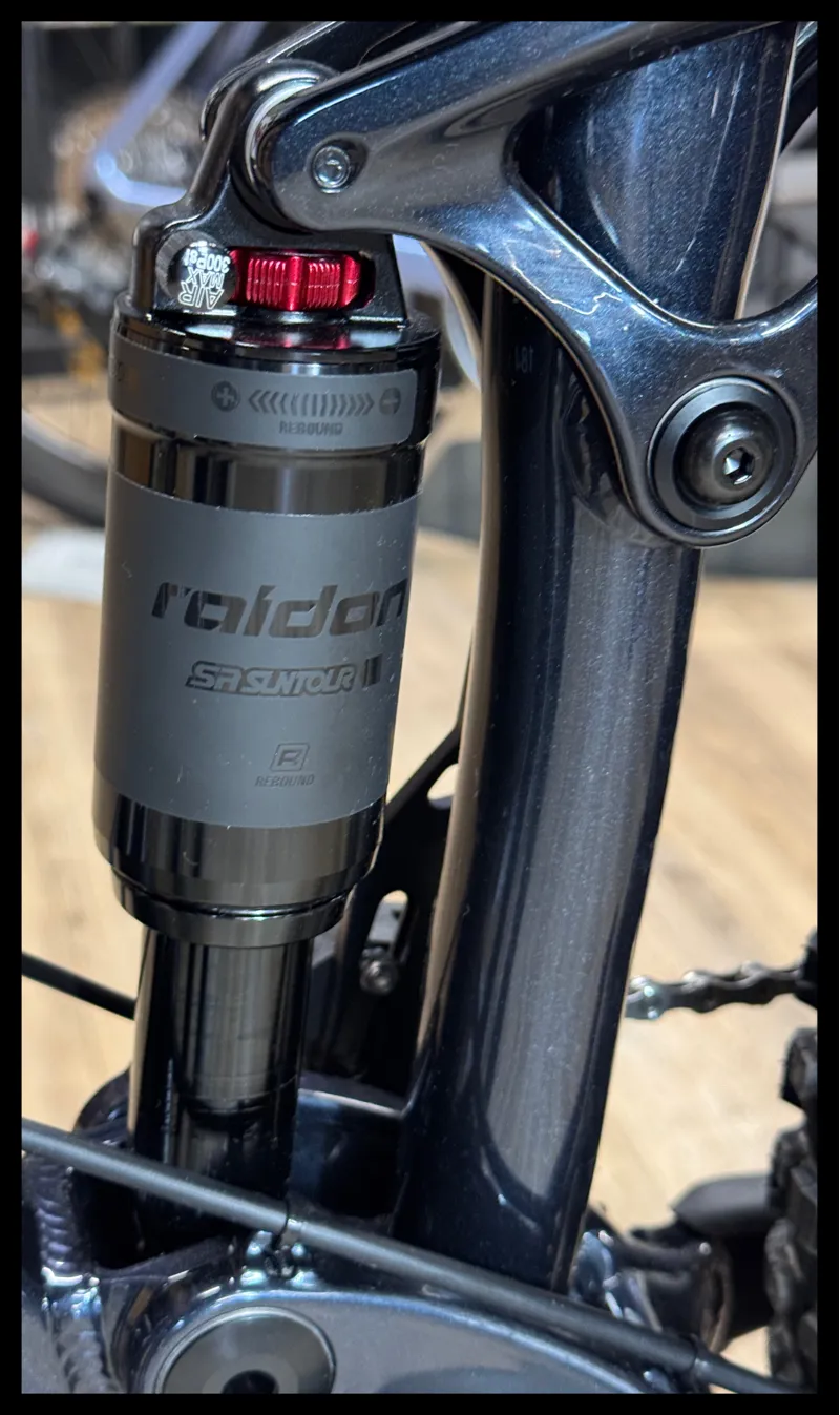 Liv Embolden 2 27.5 Small Cold Night 2024-5