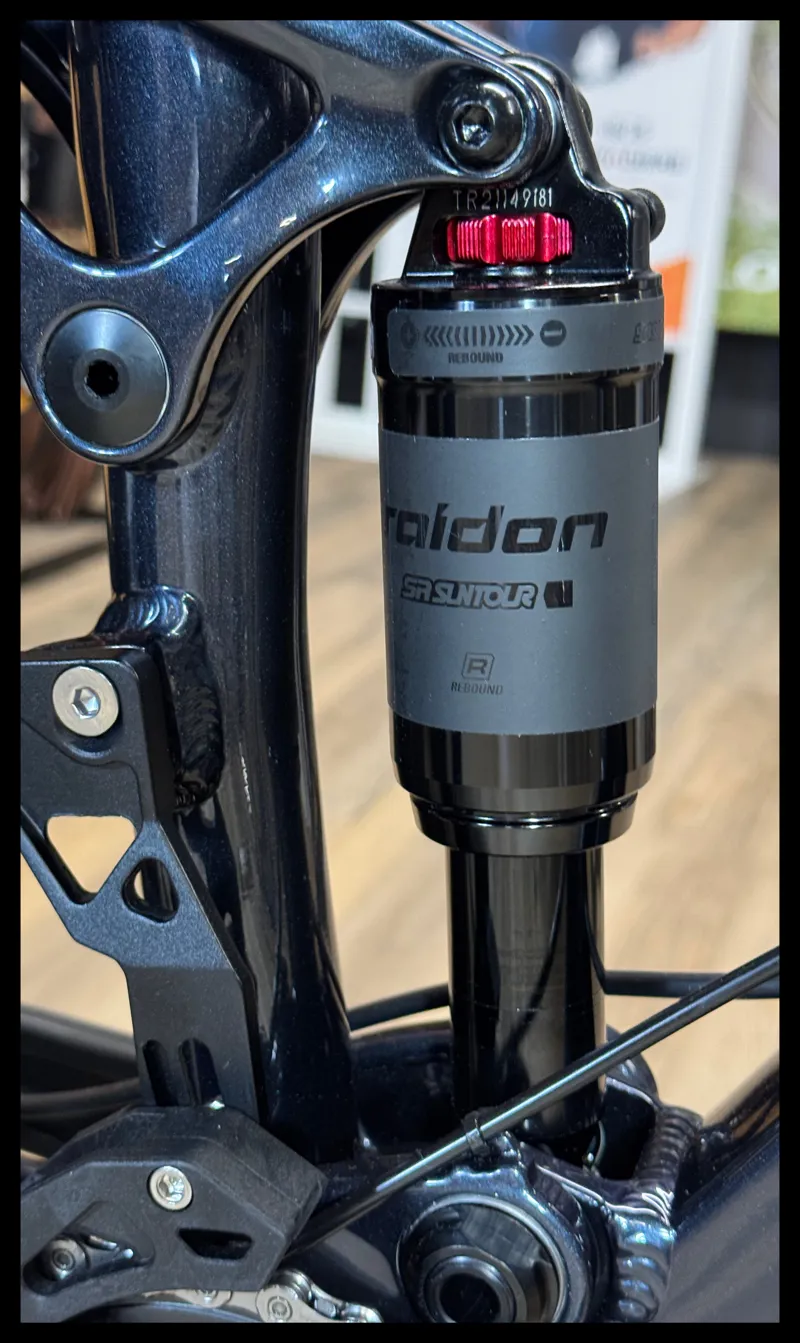 Liv Embolden 2 27.5 Small Cold Night 2024-4