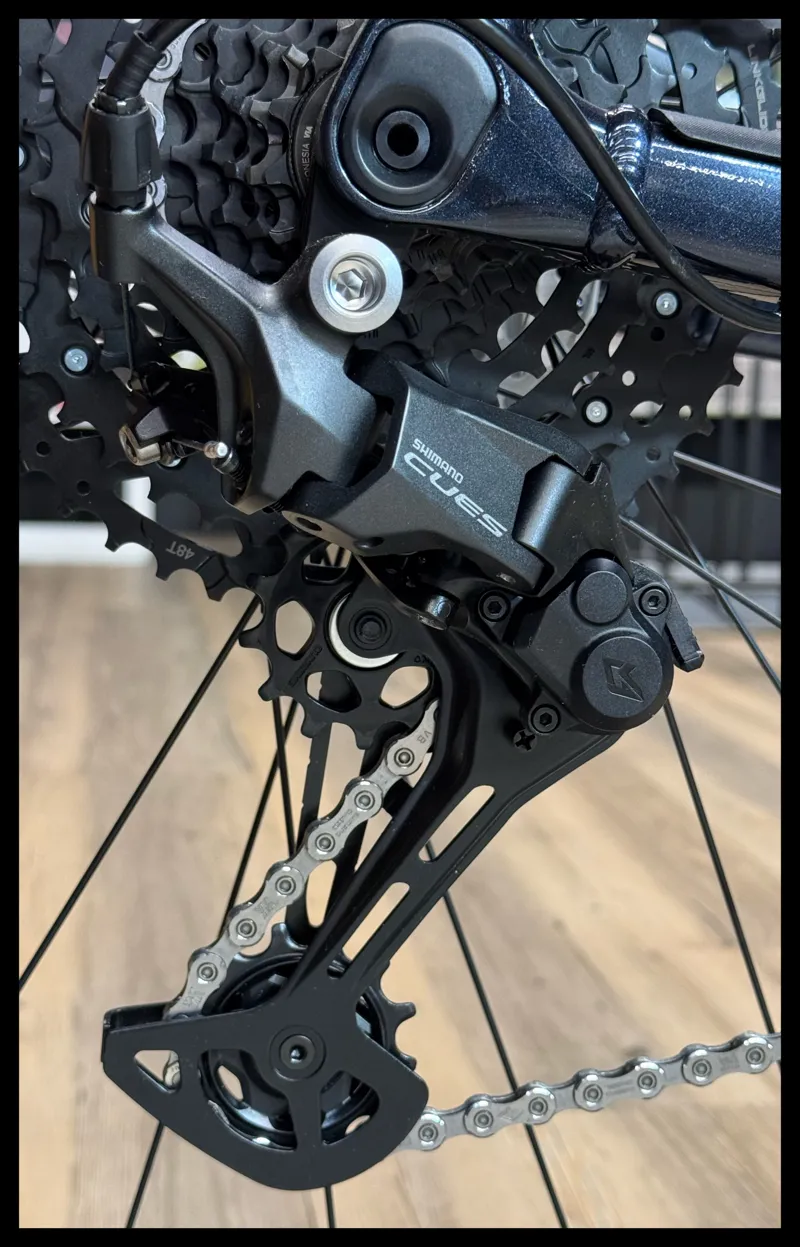 Liv Embolden 29 2 Small Cold Night 2024-8