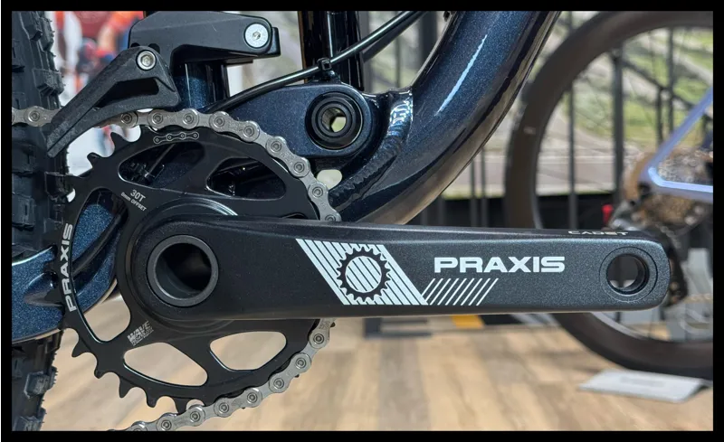 Liv Embolden 29 2 Small Cold Night 2024-9