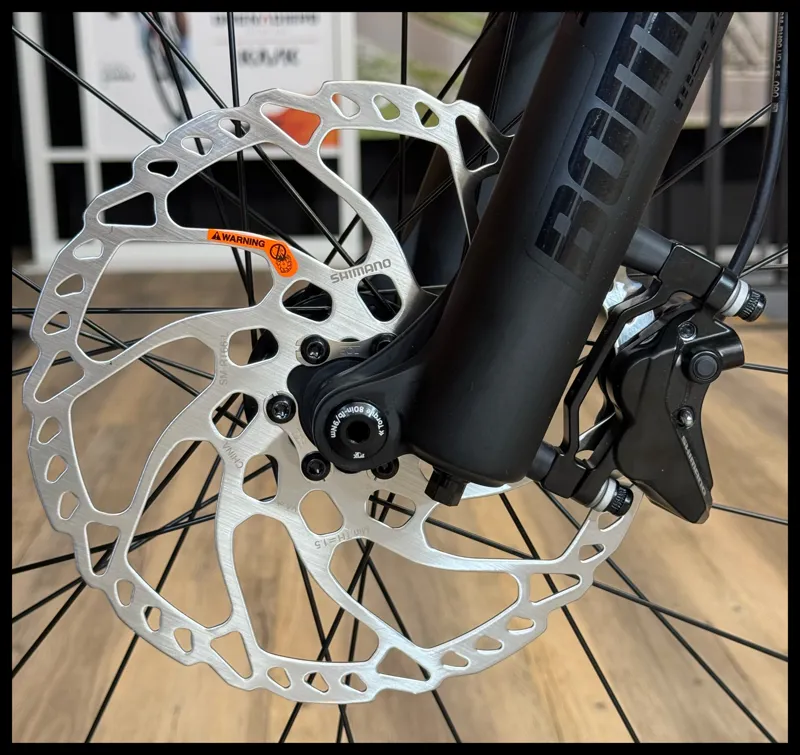 Liv Intrigue LT 1 MX Small Soap Suds 2023-10