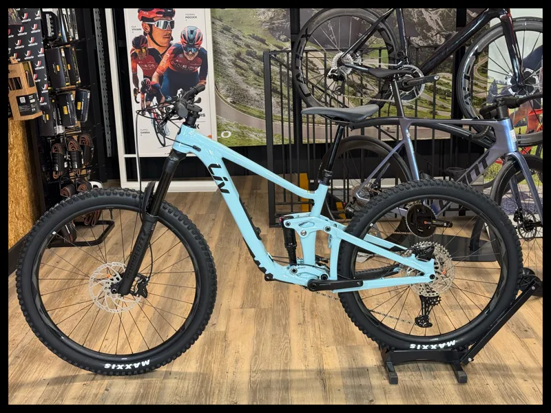 Liv Intrigue LT 1 MX Small Soap Suds 2023-1