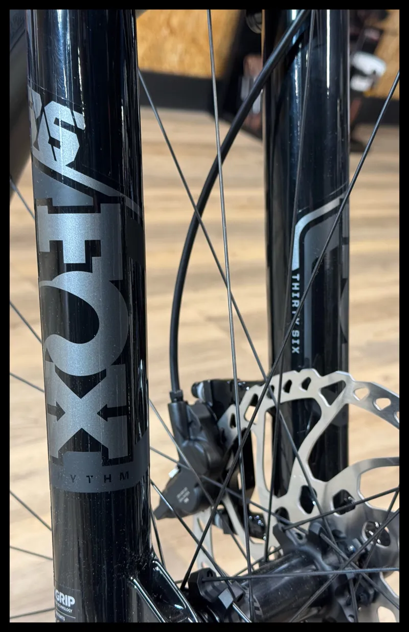 Liv Intrigue X Advanced 2 Small Digital Blurple 2024-4