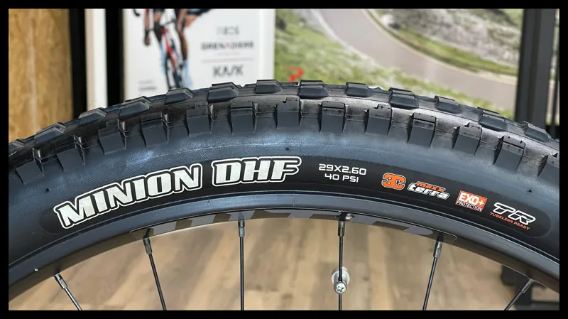 Cannondale Moterra Neo Carbon 1 Orange  Medium 2024 Approved Used-13