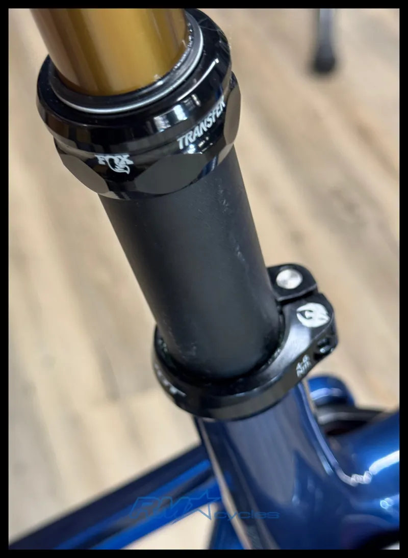 Pivot Cycles Shuttle LT Team XTR Large Bass Boat Tri Tone 2024-3