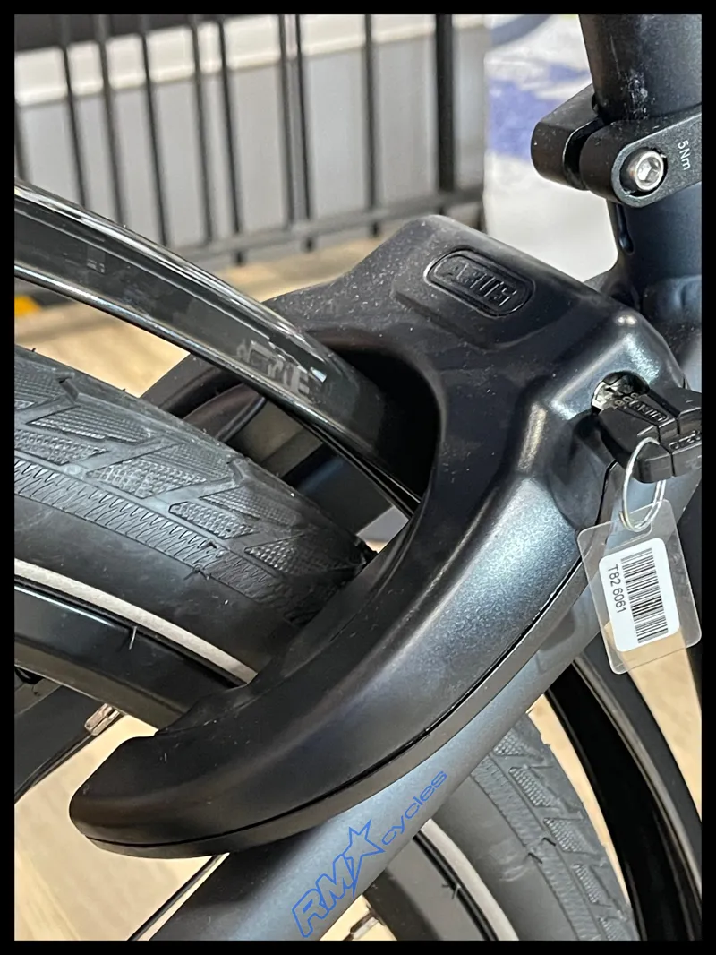 Raleigh MOTUS GT Stagger Hub XS in Black 2024 Ex-Display-7