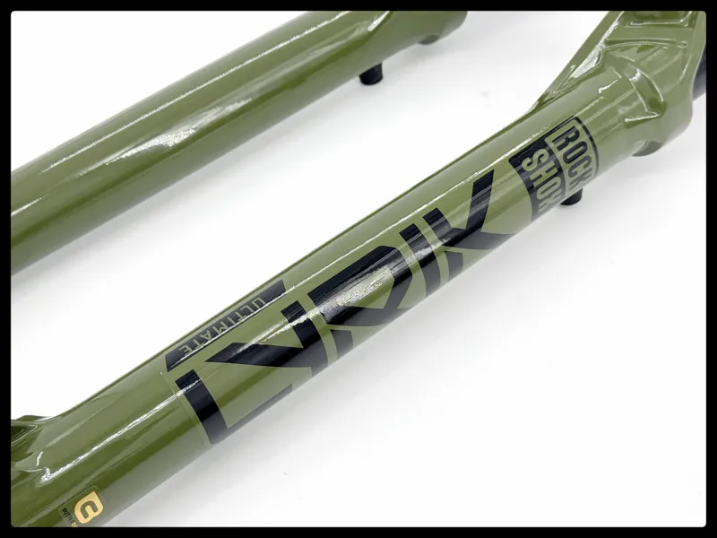 RockShox Lyrik Ultimate Charger 3 RC2 DebonAir+ Boost Forks - 29 Heavy Green-2